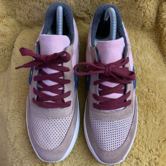 Miz Mooz ARO Jane Sneaker Size 38 US 7 - Picture 4 of 10